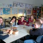 LER Unterricht mit der Pfarrerin Frau Müller