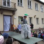 Modenschau mit Recyclingmaterial