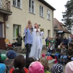 Modenschau mit Recyclingmaterial