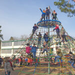 Einweihung neue Kletterspinne